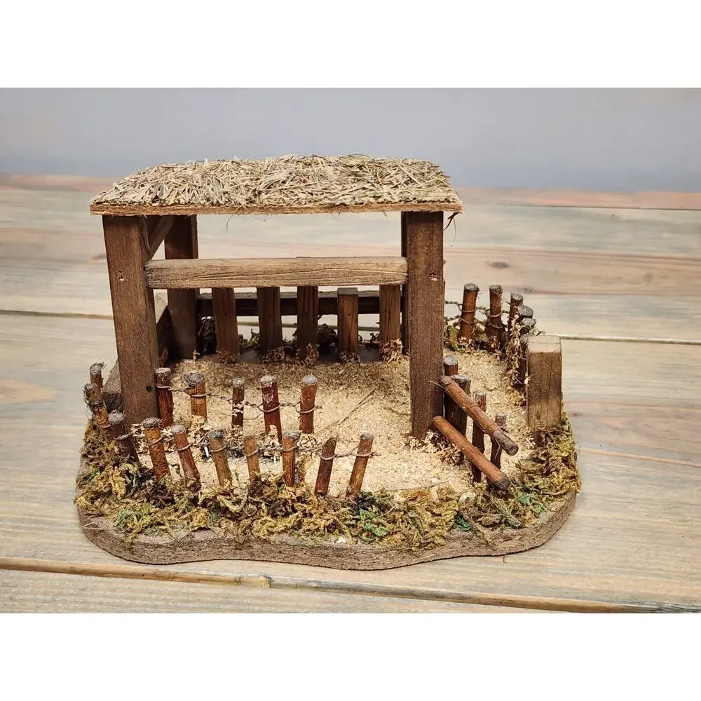 Fontanini Sheep Shelter for 5” Figure Nativity